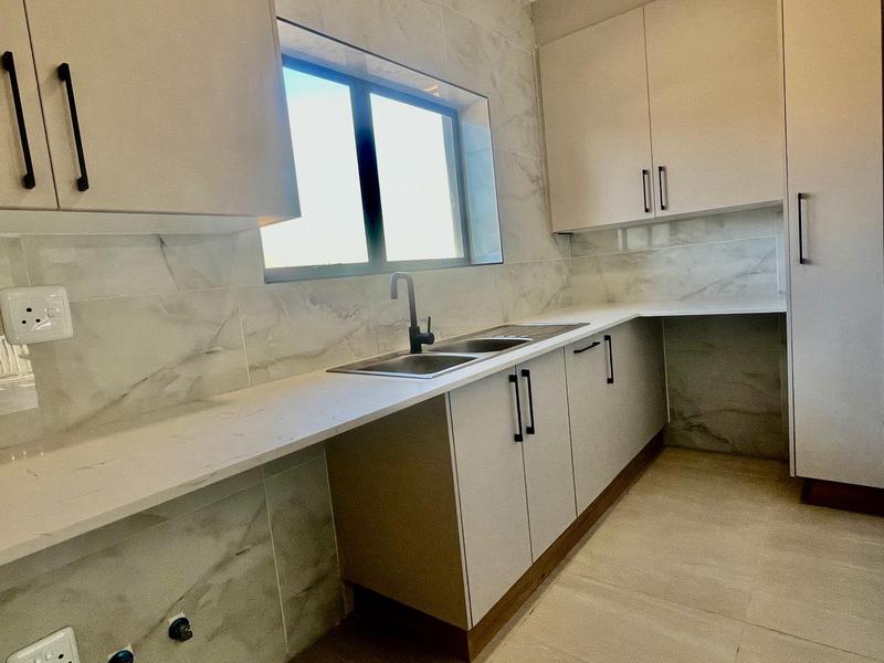 3 Bedroom Property for Sale in Reebok Western Cape